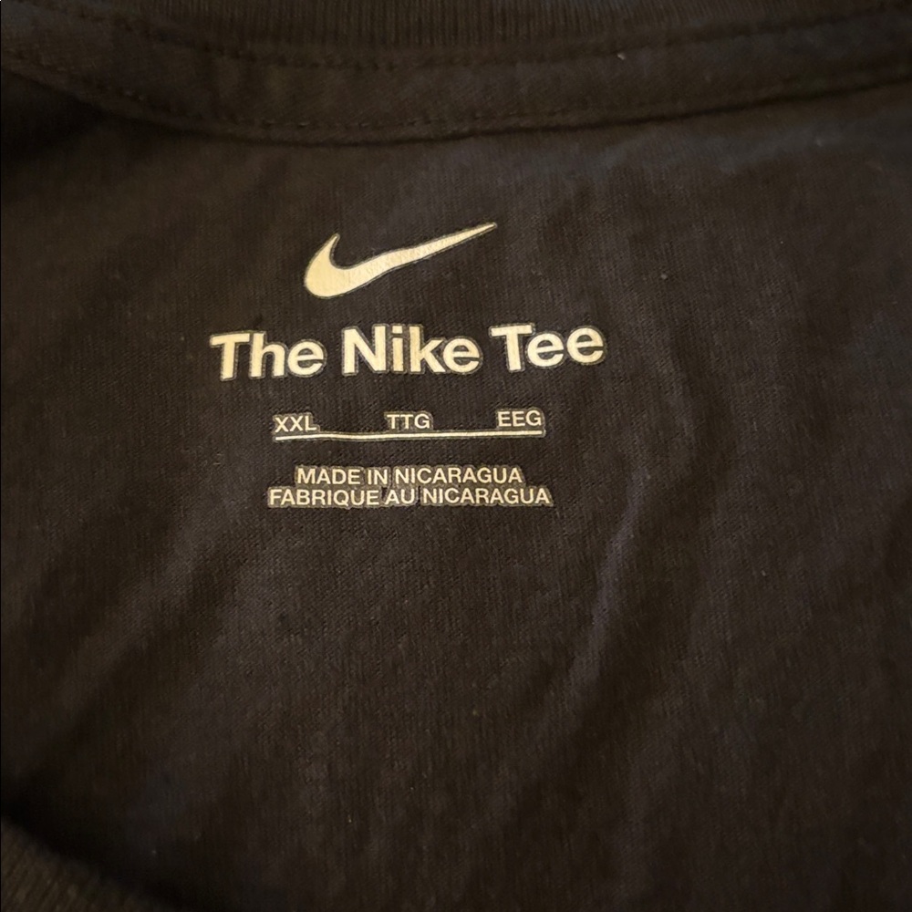 Nike Black T-Shirt with Bold CU Slogan NWOT - Picture 4 of 4